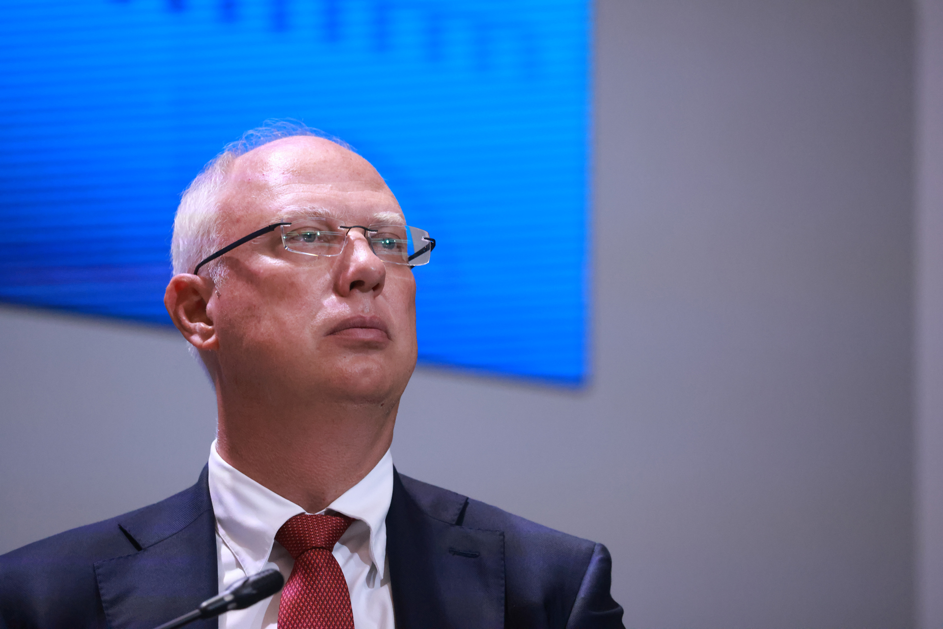 2O1A6754.JPG – Генеральный директор Российского фонда прямых инвестиций (РФПИ) Кирилл Дмитриев на панельной сессии ПМЭФ-2026 «Глобальные энергосистемы: как мировой сектор энергетики реагирует на вызовы и риски». Фотограф: Иван Федоренко